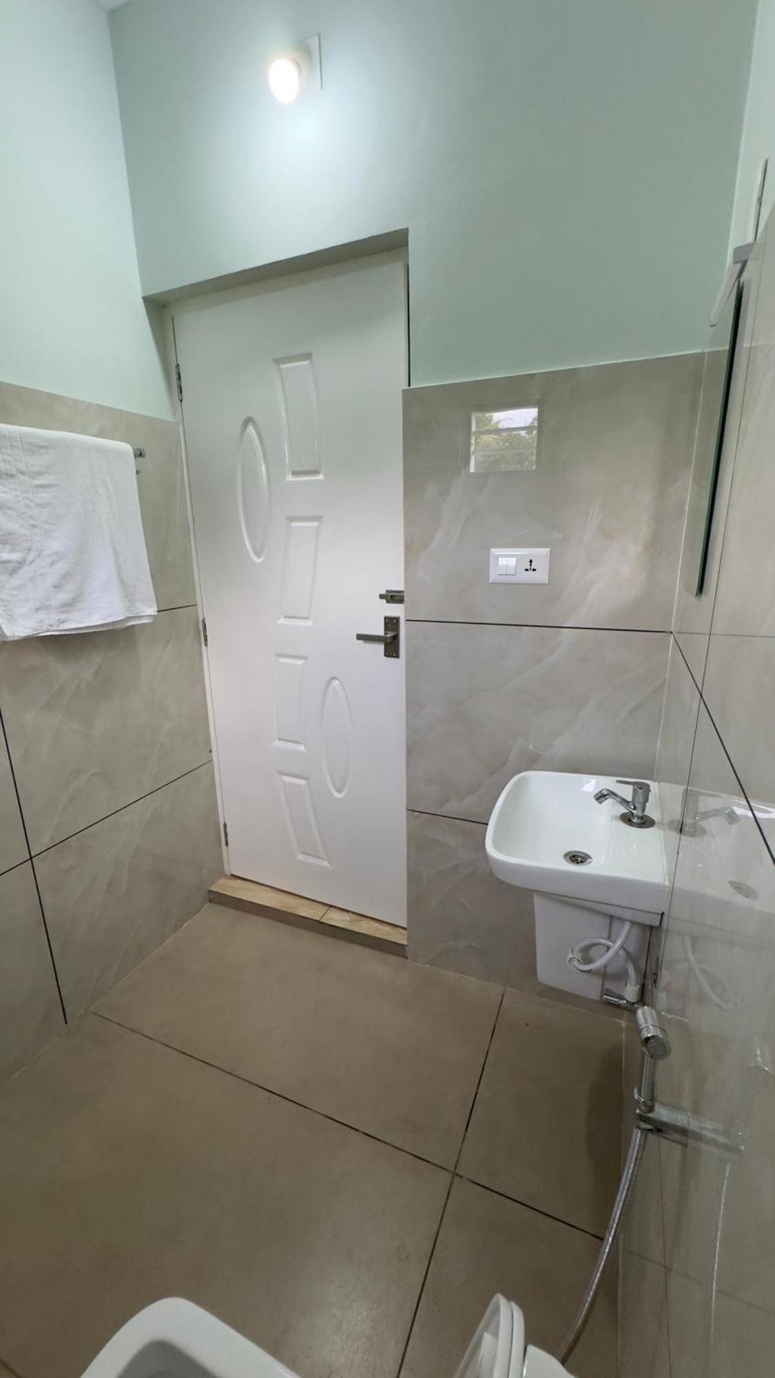 The Karlyle Homestay Vaduvanchal المظهر الخارجي الصورة