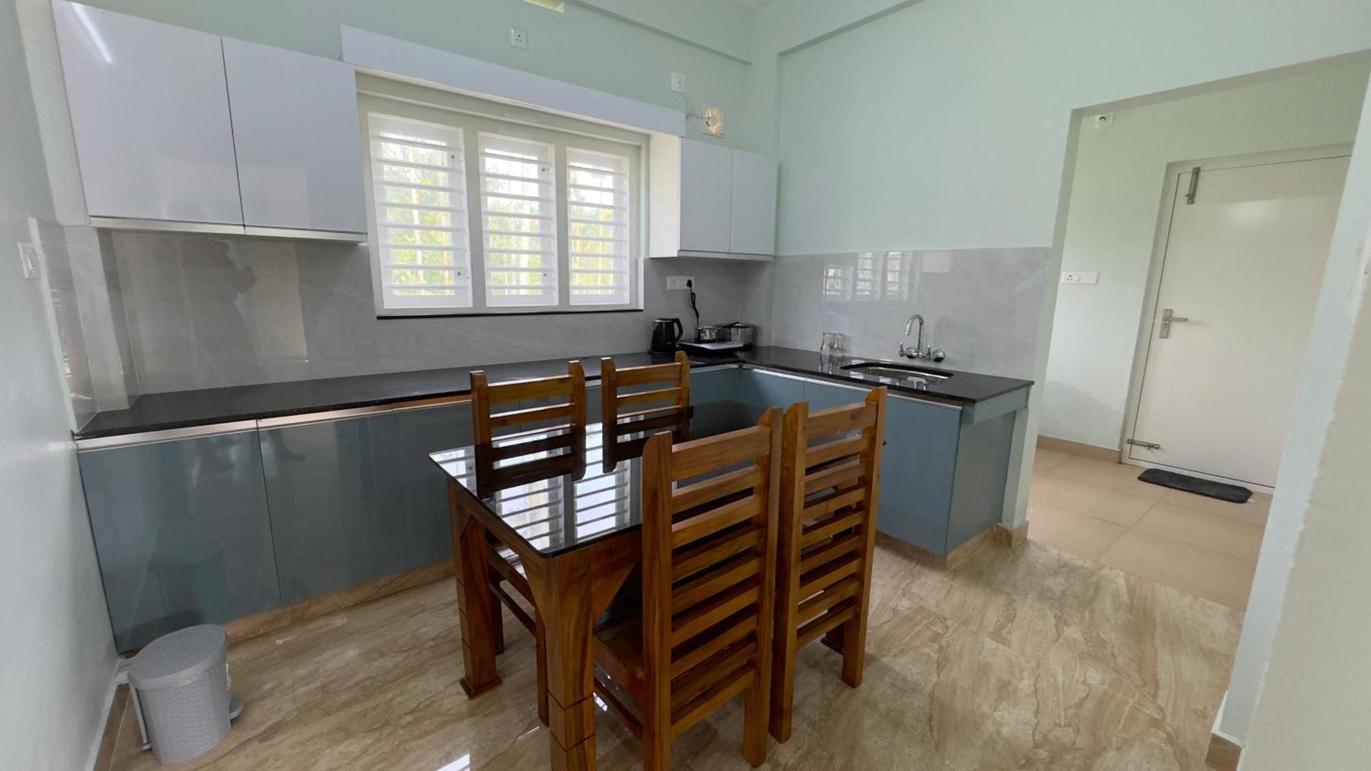 The Karlyle Homestay Vaduvanchal المظهر الخارجي الصورة